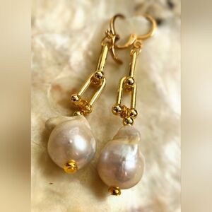 Hardwear Chunky Earrings W/ Huge Genuine White Baroque Pearls In 18k Gold Plated